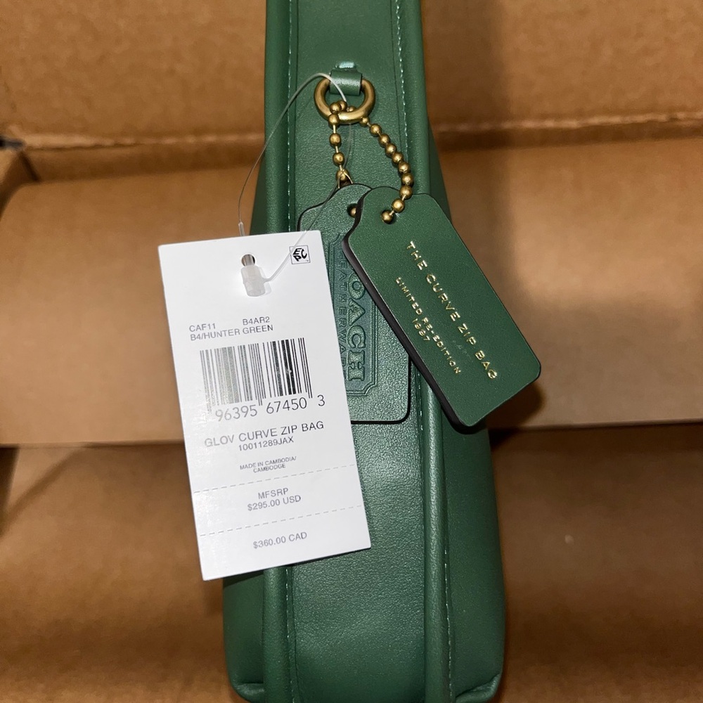 SOLD Coach Curve Zip Bag (Hunter Green) - Picture 3 of 7